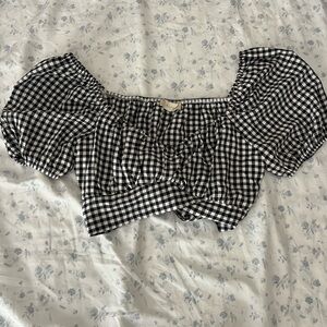 Altar'd State Black and White Puff Sleeve Crop Blouse